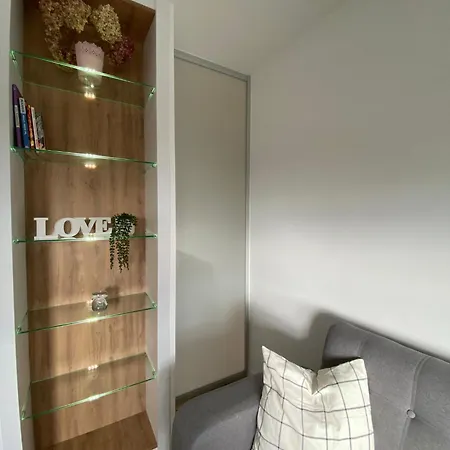 Uroczy 5 Wzgorz Apartment *